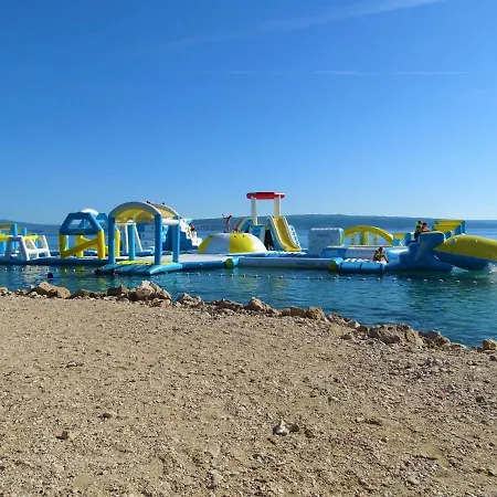 شقة Charming Countryside Escape *